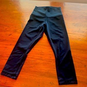 Lululemon wunder under